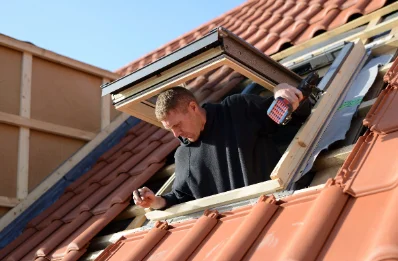 Pose de fenêtres de toit Velux à Labeaume
